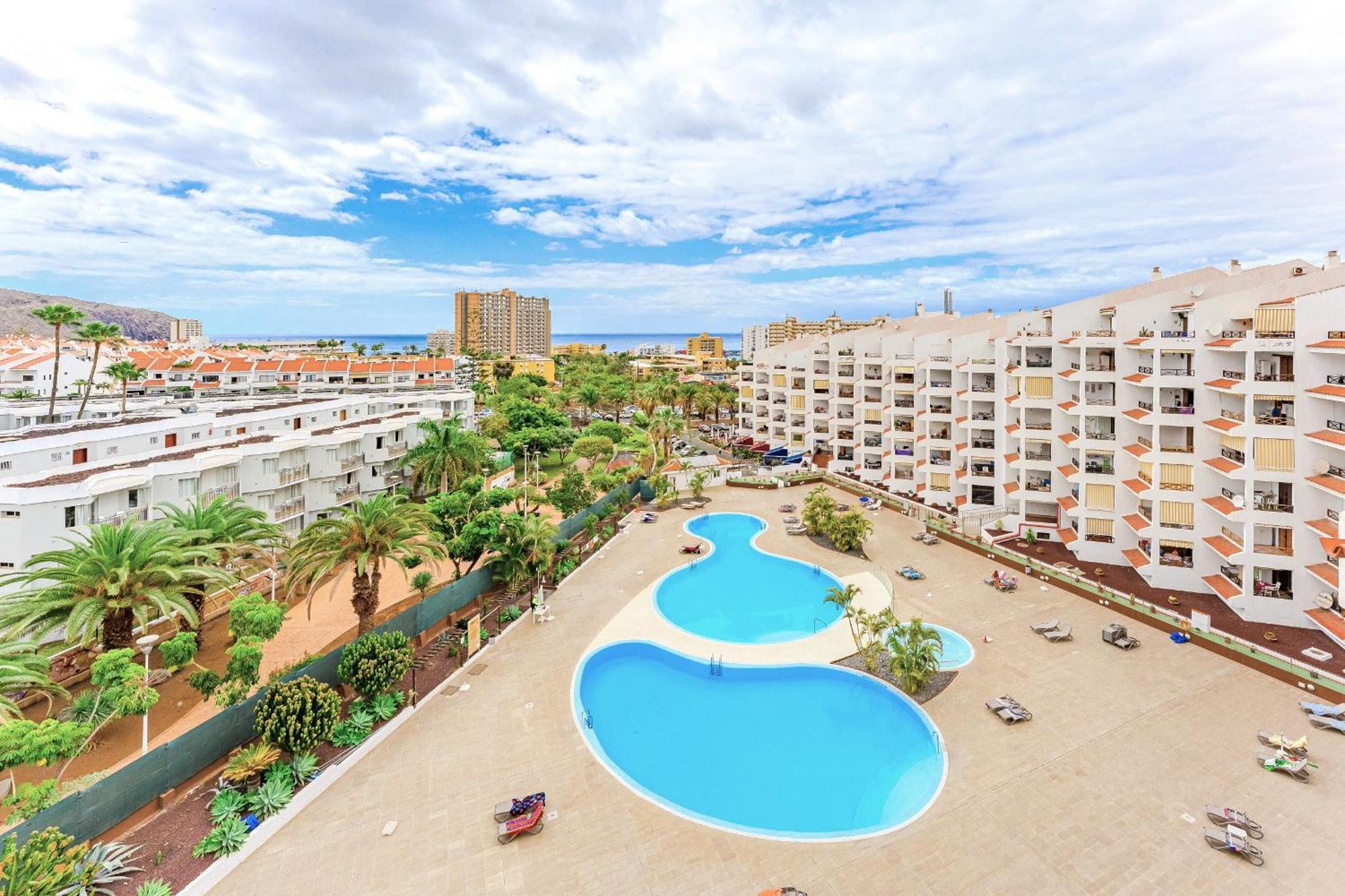 Blue Cristianos By Welcome Tenerife 洛斯克里斯蒂亚诺斯 外观 照片
